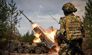 乌克兰打了个翻身仗？水下奇袭震惊众人，俄罗斯4亿潜艇遭到毒手