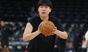 杨瀚森G联赛首发出战砍18分10板4助 开拓者官宣召回他