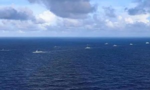 美国航母来南海撑腰，菲律宾召见中方大使问罪，中方直接反将一军