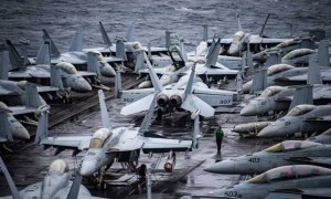 美海军在南海连摔两架飞机，因电磁攻击？中国军号发文