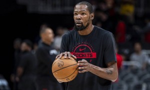 KD:我在太阳打中锋队友太矮 高端局中是灾难